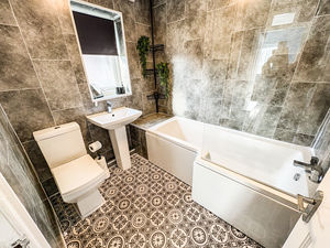 Photo 8- click for photo gallery